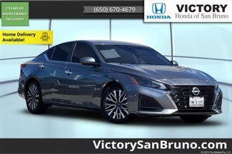 Used 2023 Nissan Altima 2.5 SV image 1