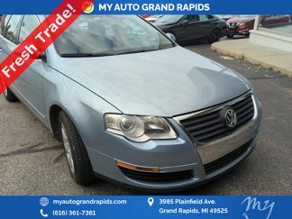 Used 2007 Volkswagen Passat 2.0T image 1