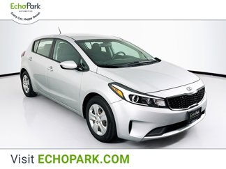 Used 2017 Kia Forte LX image 1