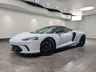 Used 2023 McLaren GT image 1