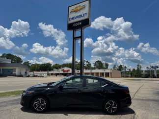 Used 2024 Nissan Sentra SV image 1