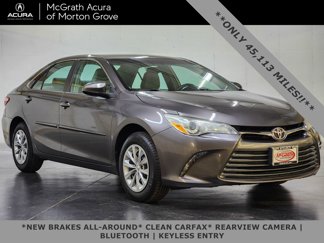 Used 2017 Toyota Camry LE image 1
