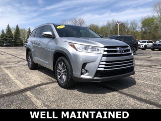 Used 2017 Toyota Highlander XLE image 1
