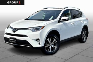 Used 2018 Toyota RAV4 XLE image 1