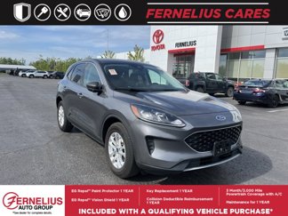 Used 2022 Ford Escape SE image 1