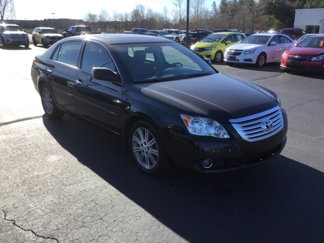 Used 2009 Toyota Avalon XL image 1