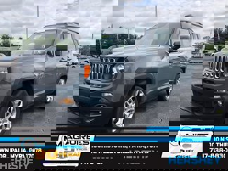Used 2018 Jeep Renegade Latitude image 1