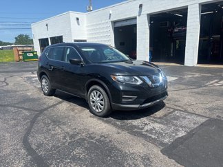 Used 2020 Nissan Rogue S image 1