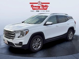Used 2024 GMC Terrain SLT image 1