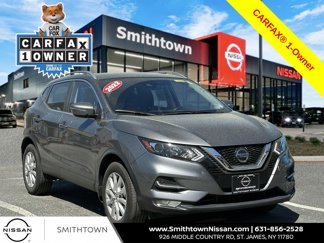Certified 2022 Nissan Rogue Sport SV image 1