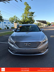 Used 2015 Hyundai Sonata SE image 1