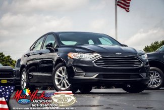 Certified 2020 Ford Fusion SE image 1