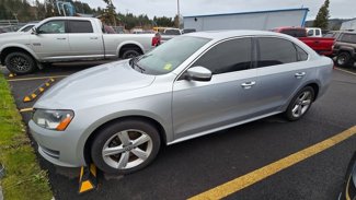 Used 2013 Volkswagen Passat TDI SE image 1