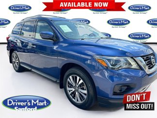Used 2017 Nissan Pathfinder S image 1