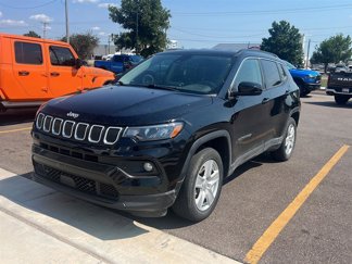 Certified 2022 Jeep Compass Latitude w/ Convenience Group image 1