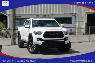 Used 2017 Toyota Tacoma SR5 image 1