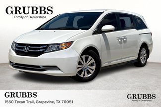 Used 2017 Honda Odyssey SE image 1