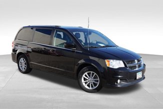 Used 2019 Dodge Grand Caravan SXT w/ Driver Convenience Group image 1