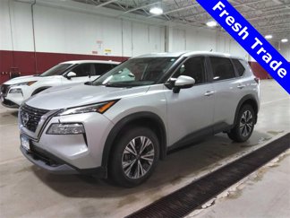 Used 2022 Nissan Rogue SV image 1