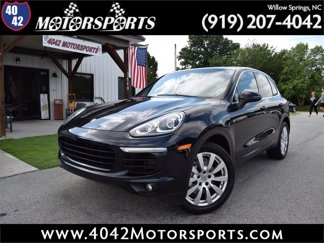 Used 2015 Porsche Cayenne S image 1