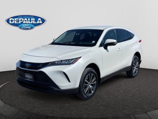 Used 2022 Toyota Venza LE image 1