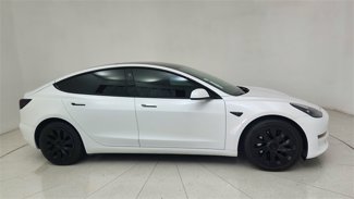 Used 2022 Tesla Model 3 Long Range image 1