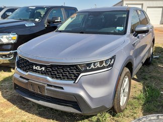 Used 2023 Kia Sorento LX image 1