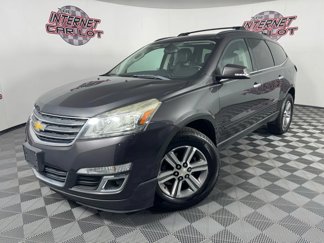 Used 2015 Chevrolet Traverse LT image 1