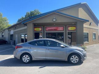 Used 2016 Hyundai Elantra SE image 1