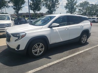 Used 2018 GMC Terrain SLE image 1