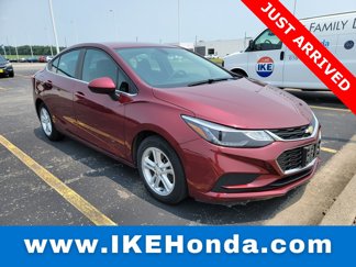 Used 2016 Chevrolet Cruze LT image 1