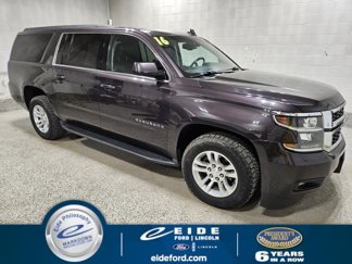 Used 2016 Chevrolet Suburban LT image 1