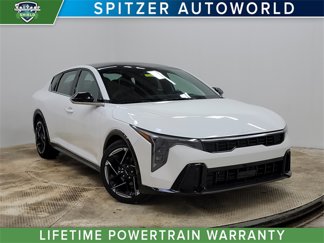 New 2025 Kia K4 GT-Line image 1