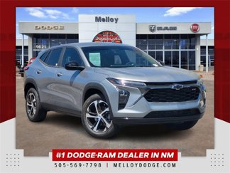 Used 2024 Chevrolet Trax RS w/ Driver Confidence Package image 1