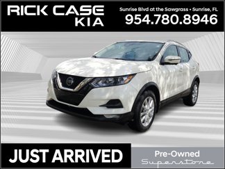 Used 2020 Nissan Rogue Sport SV w/ Technology Package image 1
