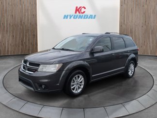 Used 2018 Dodge Journey SXT image 1