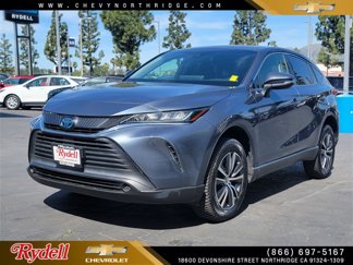 Used 2021 Toyota Venza LE image 1