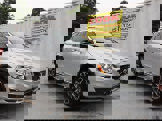 Used 2017 Volvo V60 T5 Cross Country w/ Convenience Package image 1