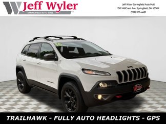 Used 2016 Jeep Cherokee Trailhawk w/ Comfort/Convenience Group image 1