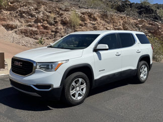 Used 2017 GMC Acadia SLE image 1