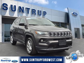 Used 2023 Jeep Compass Latitude w/ Convenience Group image 1