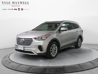 Used 2018 Hyundai Santa Fe SE image 1