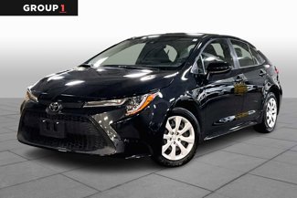 Certified 2022 Toyota Corolla LE image 1