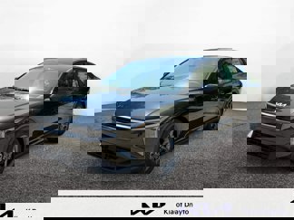 New 2025 Kia K4 LXS image 1
