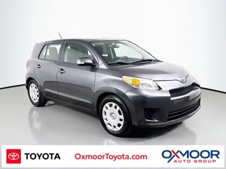 Used 2011 Scion xD image 1