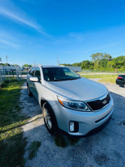 Used 2015 Kia Sorento LX image 1