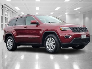 Used 2021 Jeep Grand Cherokee Laredo image 1
