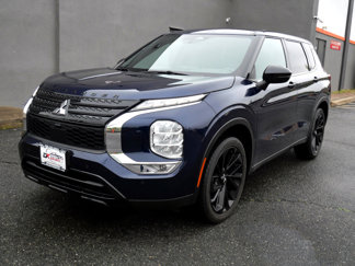 Used 2022 Mitsubishi Outlander SE image 1