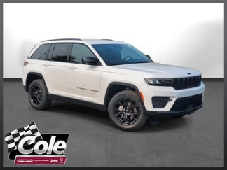 Used 2024 Jeep Grand Cherokee Altitude image 1