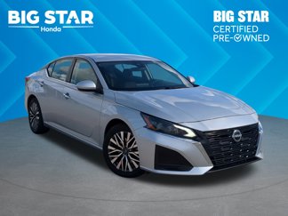Used 2023 Nissan Altima 2.5 SV image 1